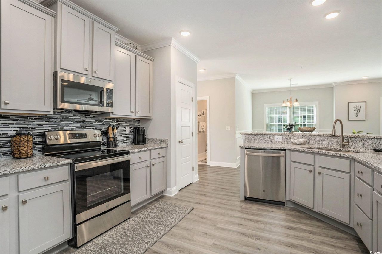 932 Jackline Place Photo 5