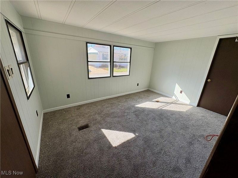 20 Van Ess Drive, Olmsted Falls, OH 44138 Photo 23