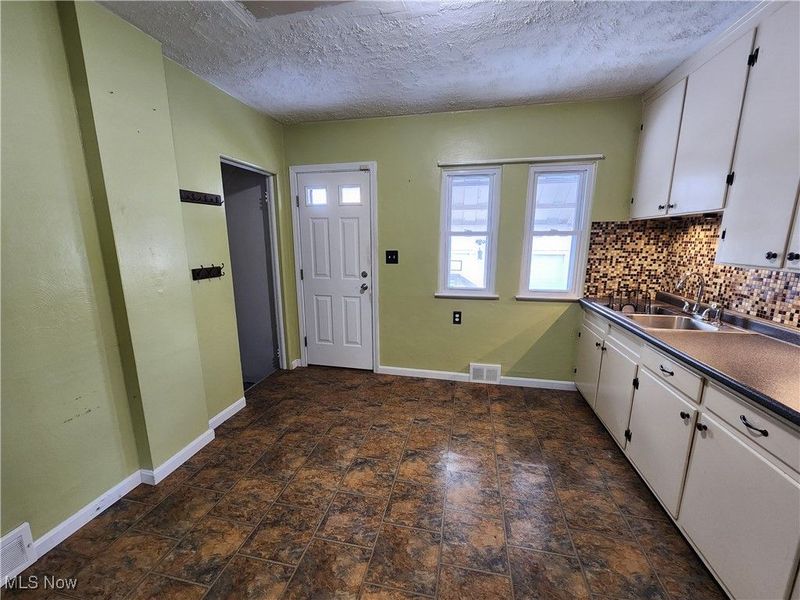 1178 Meadowbrook Avenue SE, Warren, OH 44484 Photo 3