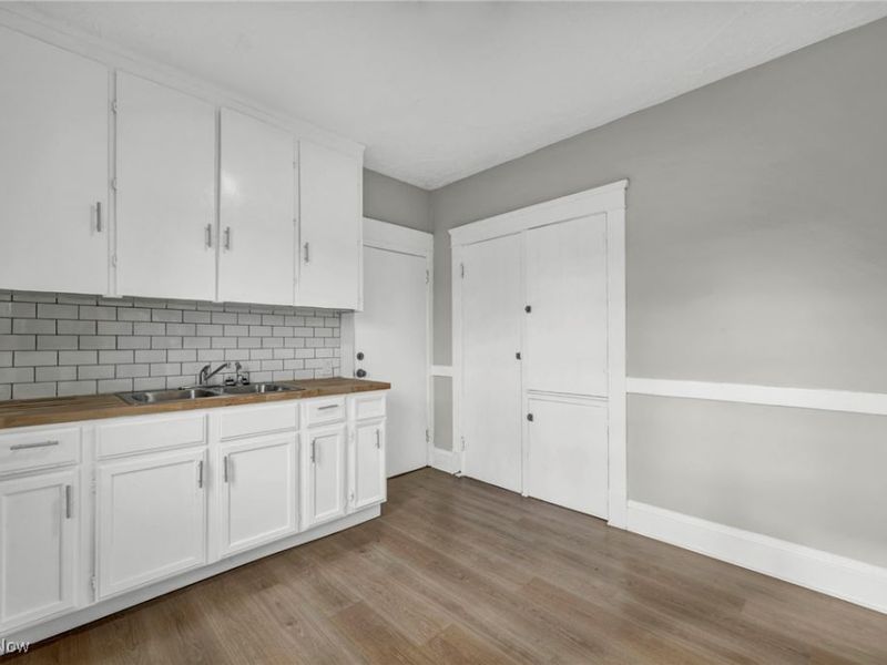 3610 E 140th Street, Cleveland, OH 44120 Photo 27