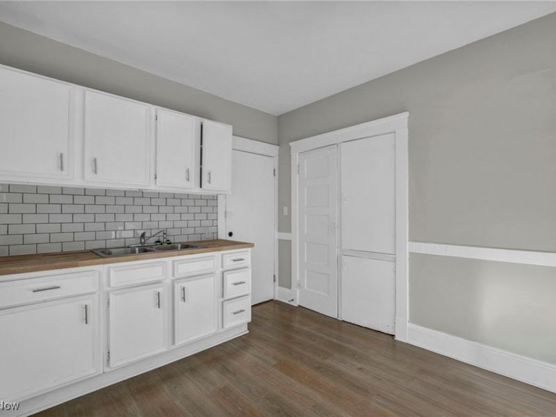 3610 E 140th Street, Cleveland, OH 44120 Photo 6