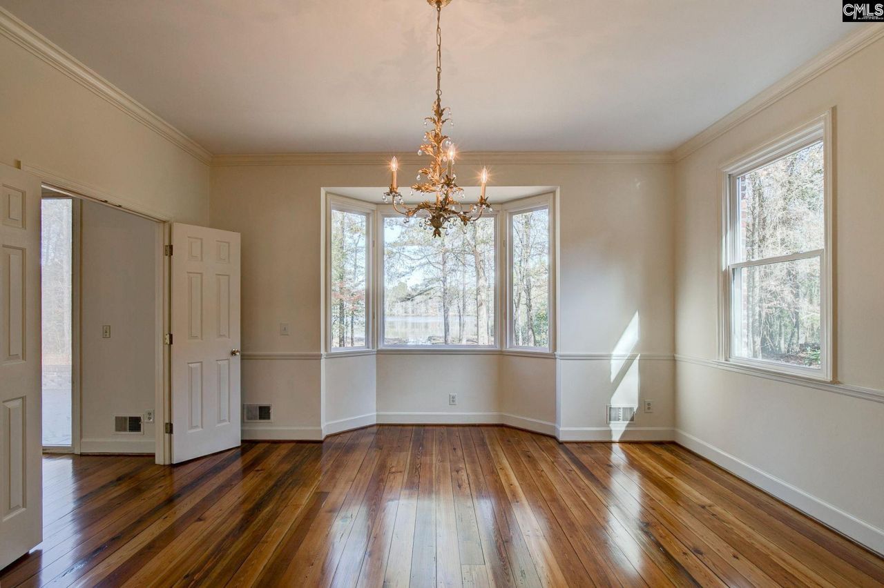 42 Brookwood Road  Photo 17