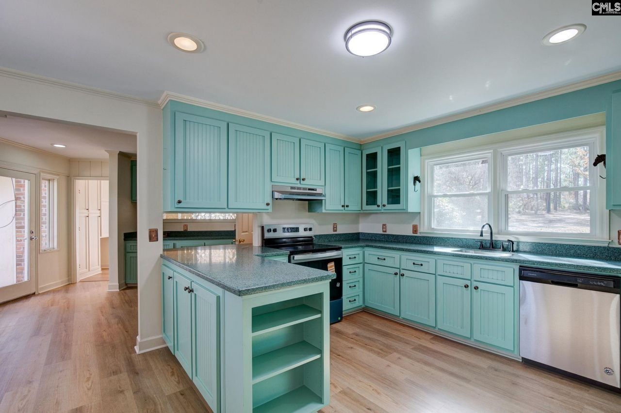 42 Brookwood Road  Photo 19