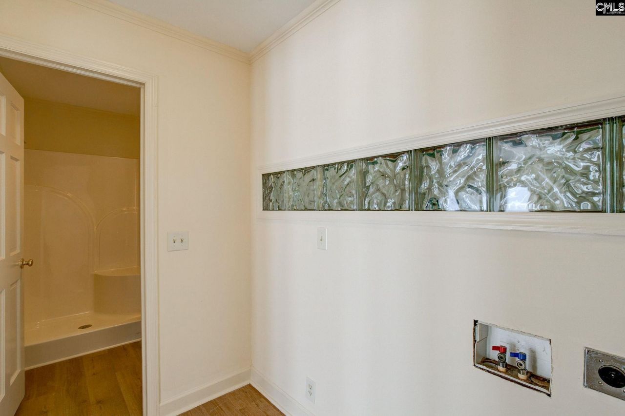 42 Brookwood Road  Photo 36