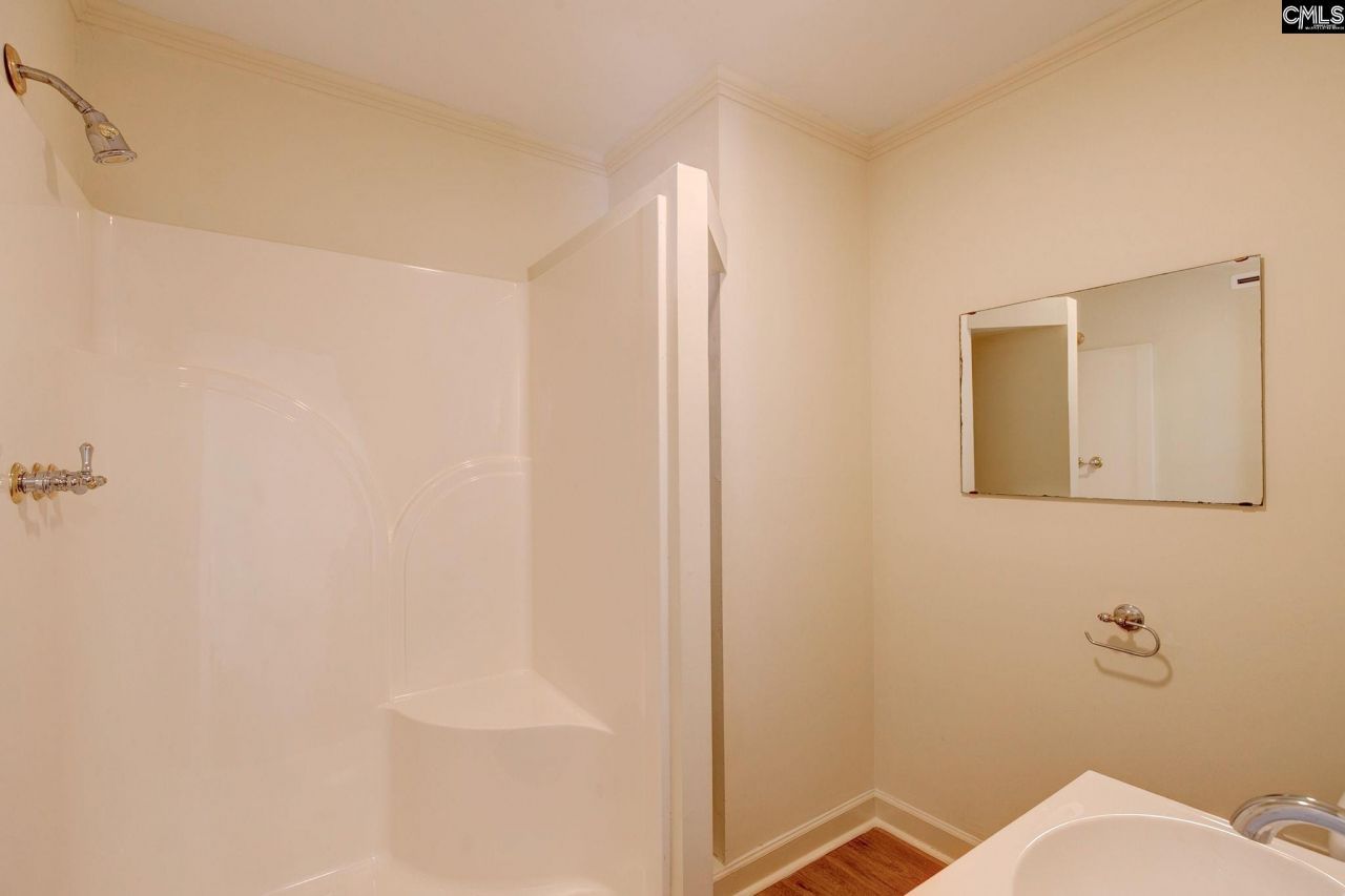 42 Brookwood Road  Photo 37