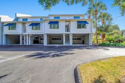 64 Beach Club Villas photo 4