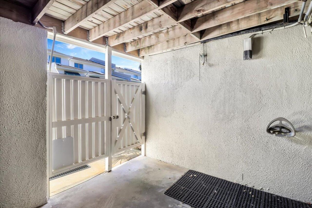 64 Beach Club Villas Photo 37