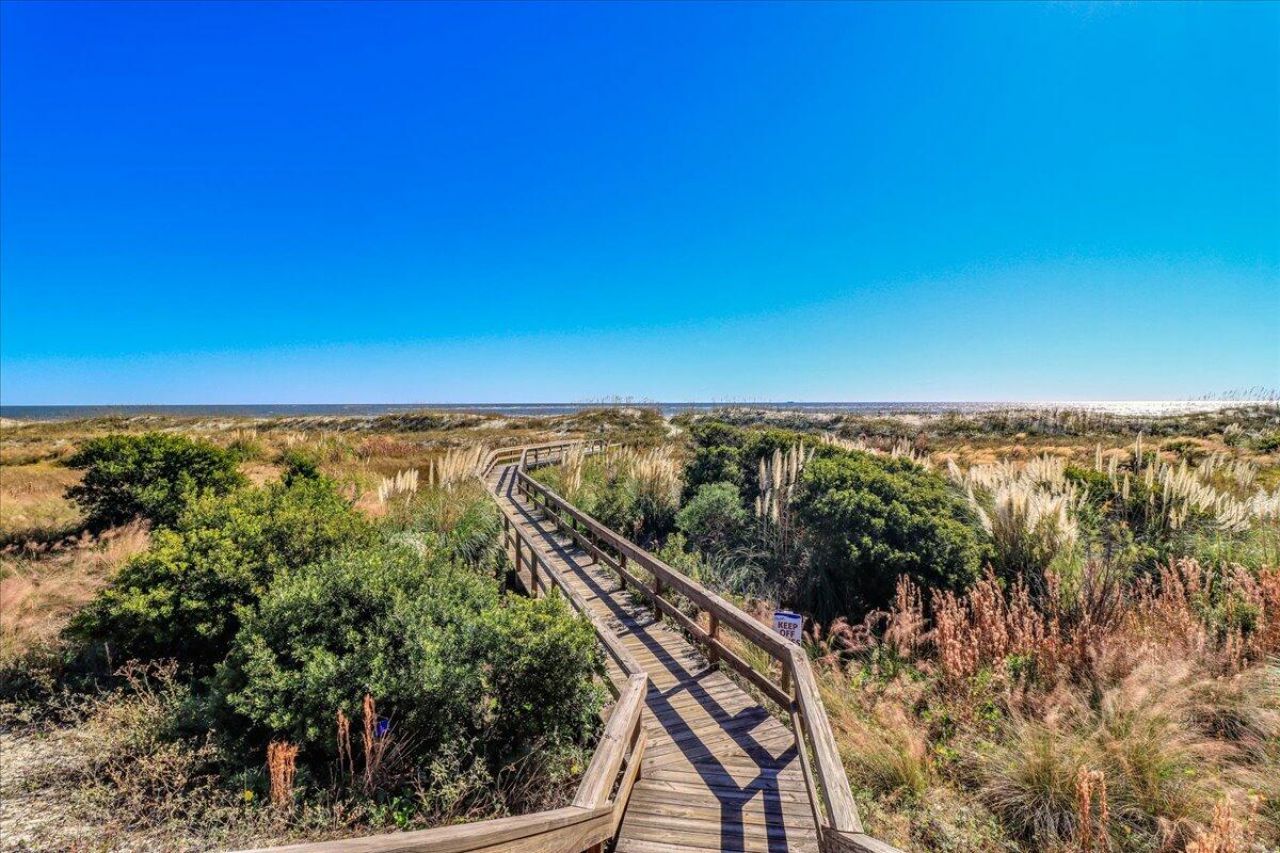 64 Beach Club Villas Photo 40