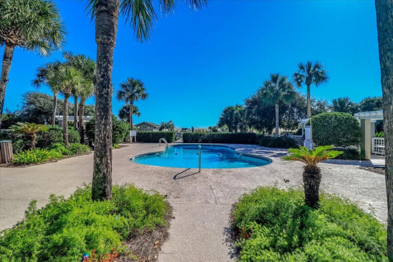 64 Beach Club Villas Photo 42