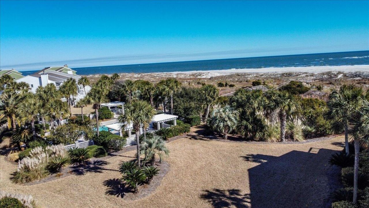 64 Beach Club Villas Photo 43