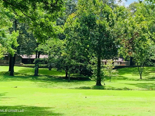 5520 Jordan Drive, Horn Lake, MS 38637