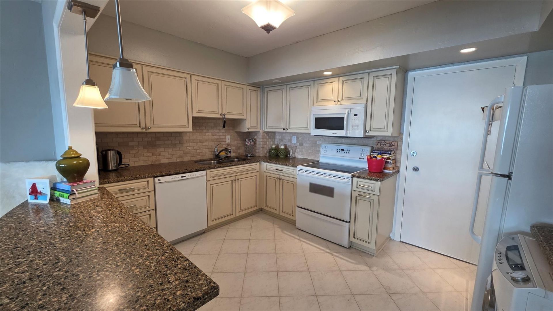 3850 Galt Ocean Drive, Unit 1008, Fort Lauderdale, FL 33308 Photo