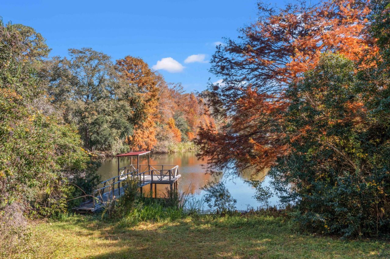 109 Cove Lane Photo 26