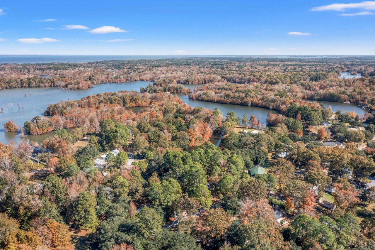 109 Cove Lane Photo 36