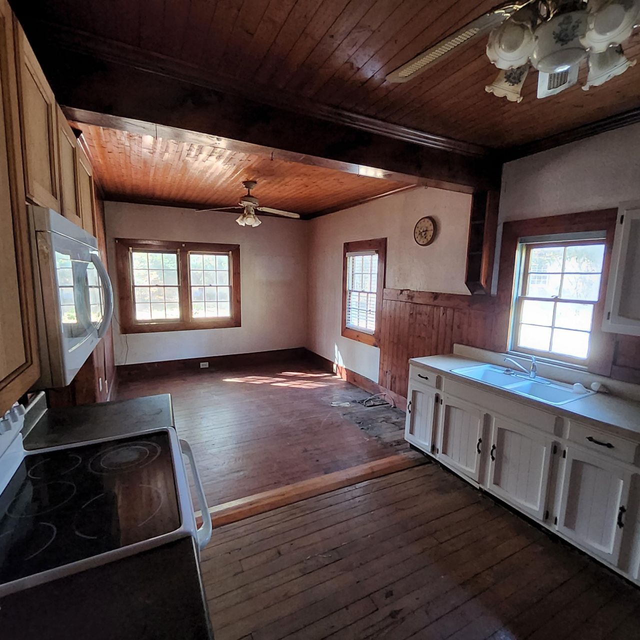 109 Cove Lane Photo 7