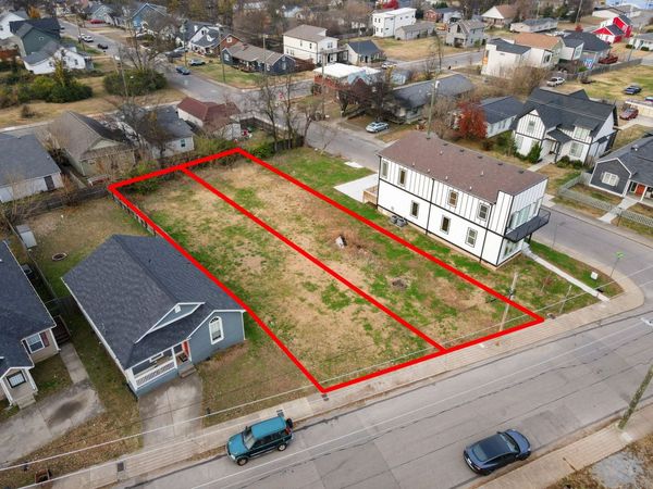 1702 Underwood St, Nashville, TN 37208