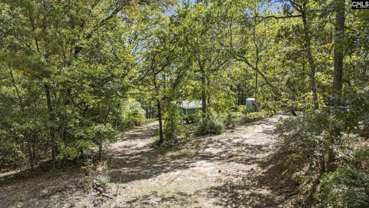 121 Coral Court Photo 13