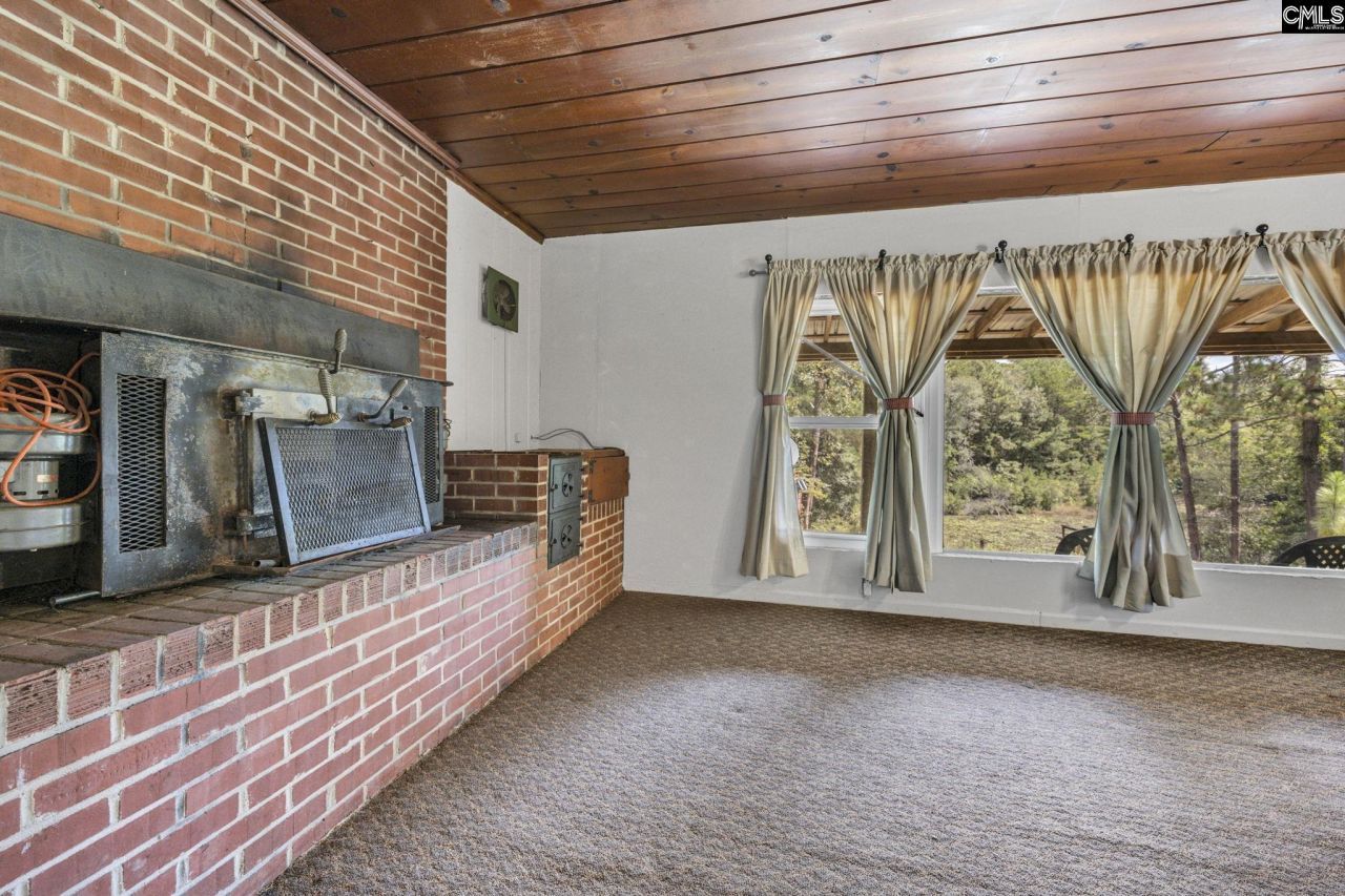 121 Coral Court Photo 27