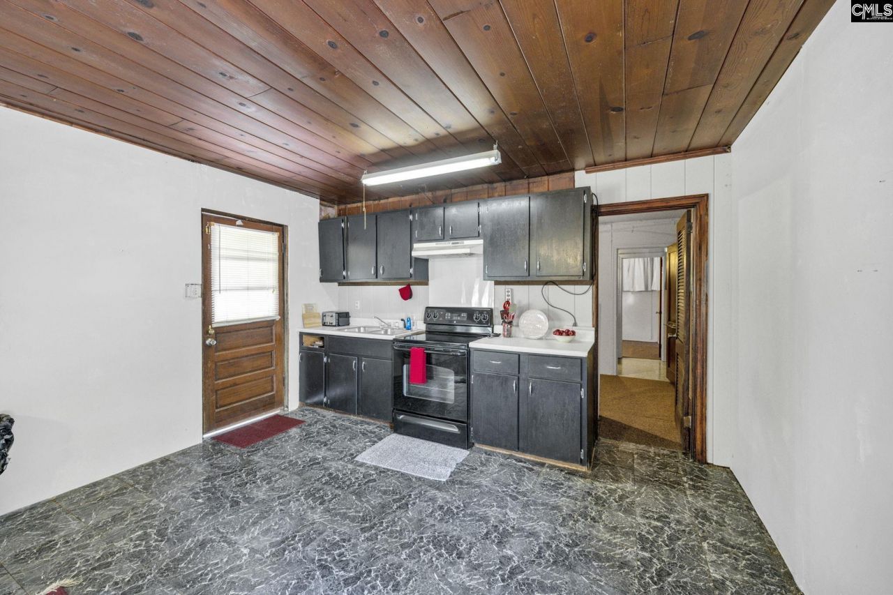 121 Coral Court Photo 30