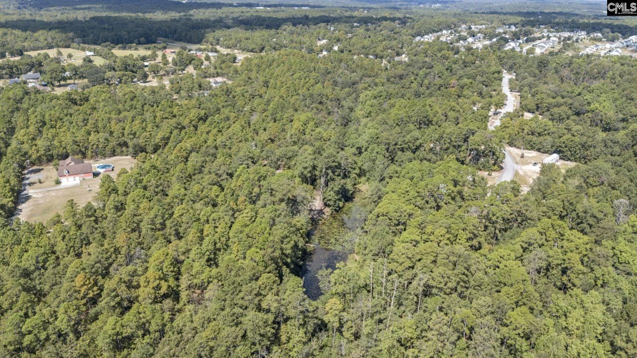 121 Coral Court Photo 7