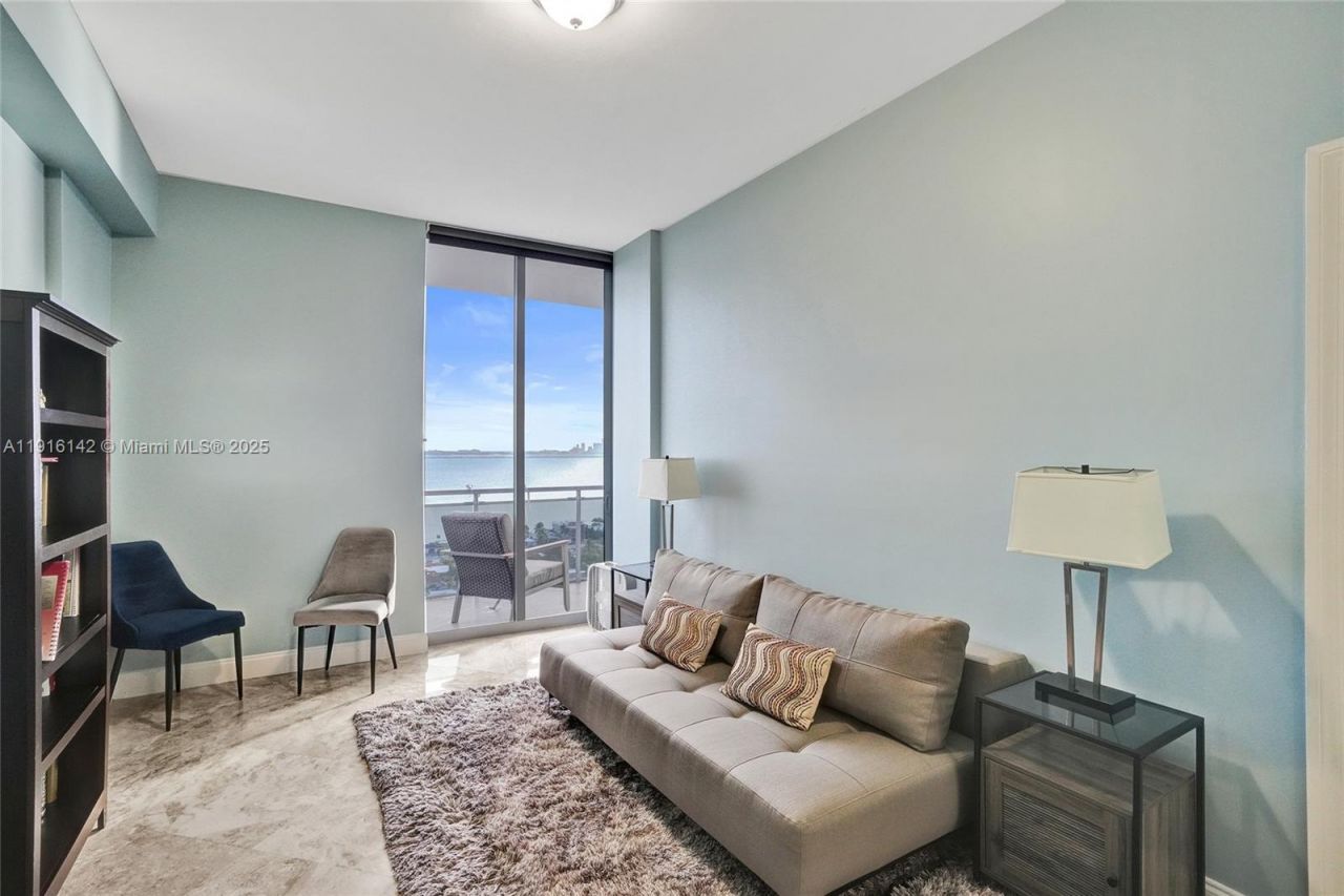 7901 Hispanola Ave, Unit 2010, North Bay Village, FL 33141 Photo