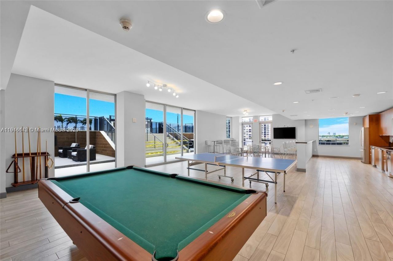 7901 Hispanola Ave, Unit 2010, North Bay Village, FL 33141 Photo