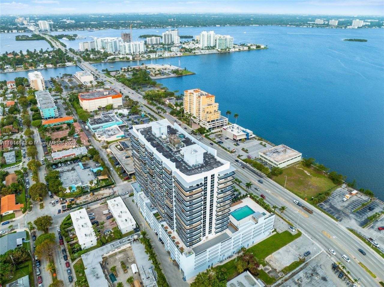 7901 Hispanola Ave, Unit 2010, North Bay Village, FL 33141 Photo