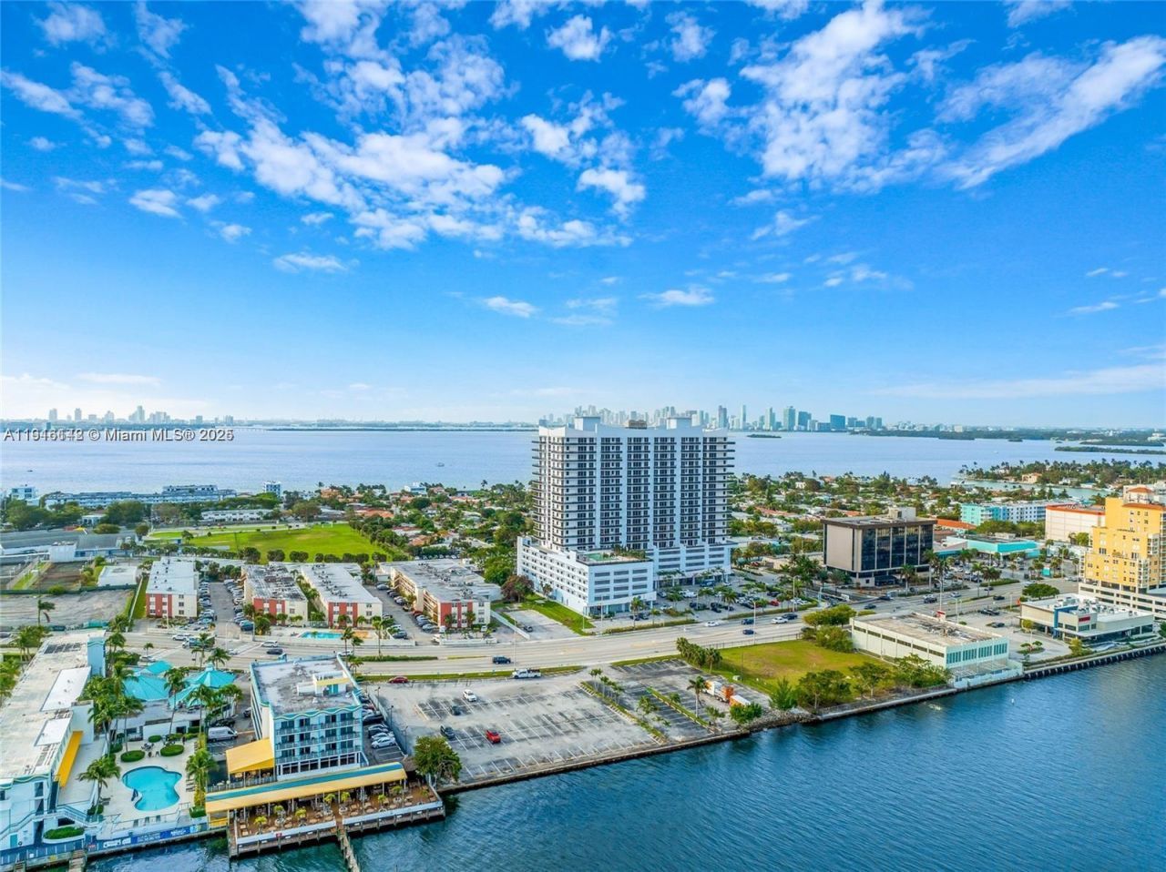 7901 Hispanola Ave, Unit 2010, North Bay Village, FL 33141 Photo