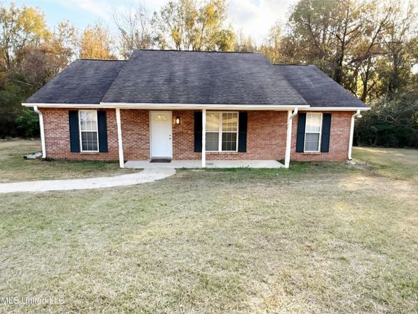 4545 Tom Collins Road, Utica, MS 39175