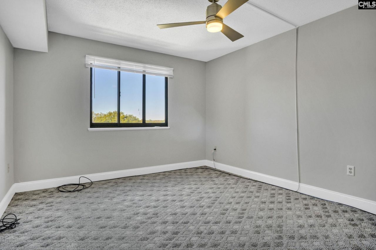 1825 Saint Julian Place Photo 14