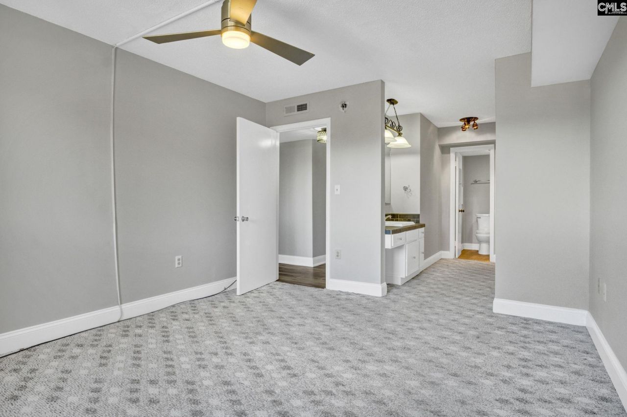 1825 Saint Julian Place Photo 16