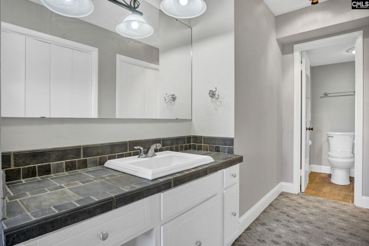 1825 Saint Julian Place Photo 17