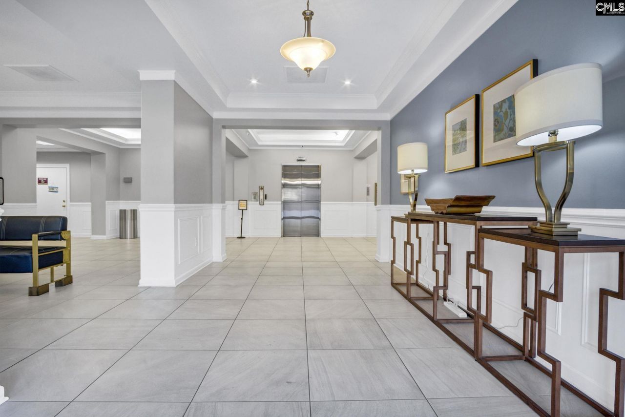 1825 Saint Julian Place Photo 31