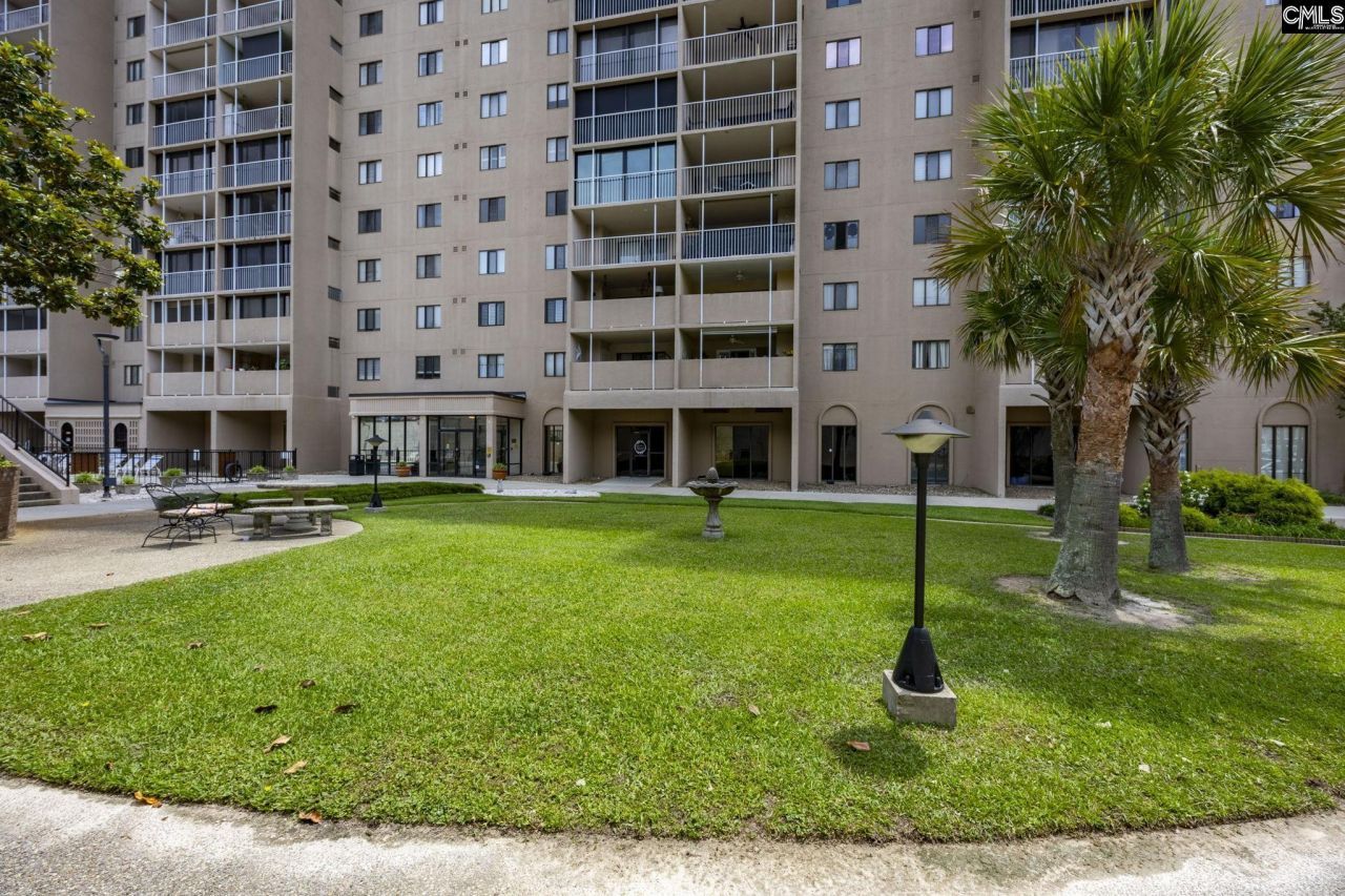 1825 Saint Julian Place Photo 38