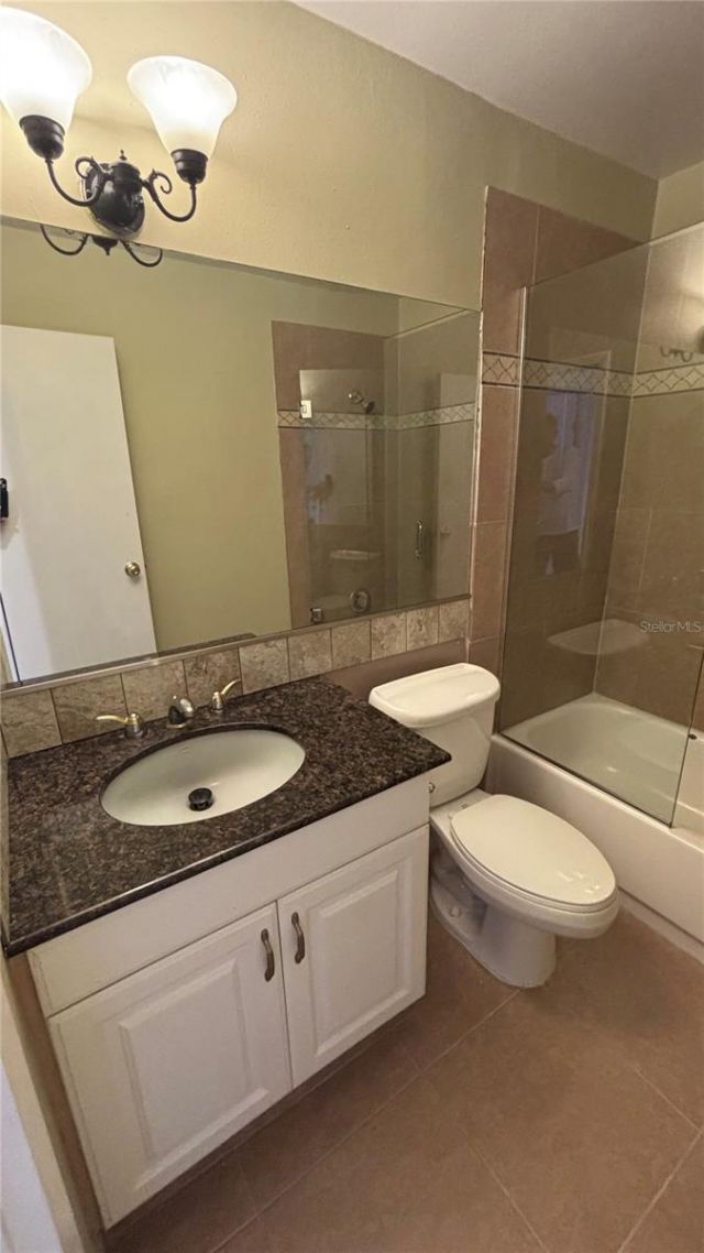 2605 Pine Lake Terrace, Unit D, Sarasota, FL 34237 Photo