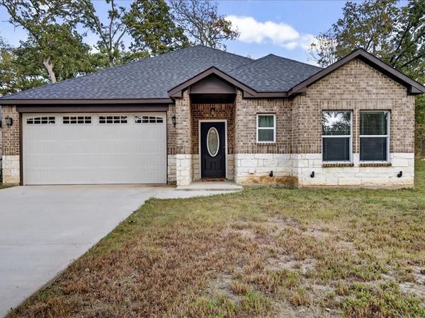 206 Parkside Drive, Trinidad, TX 75163