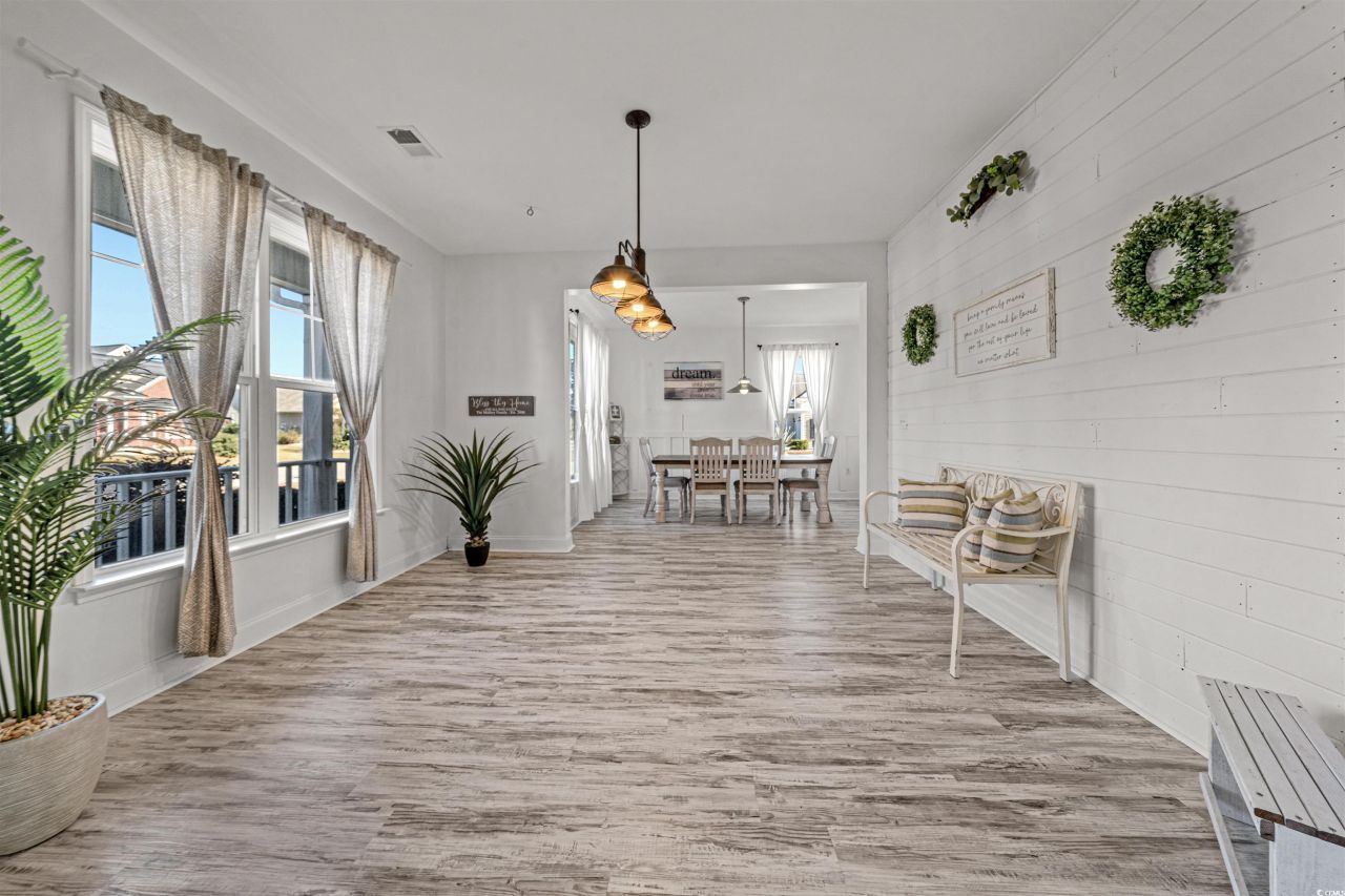 1047 Brentford Pl. Photo 3