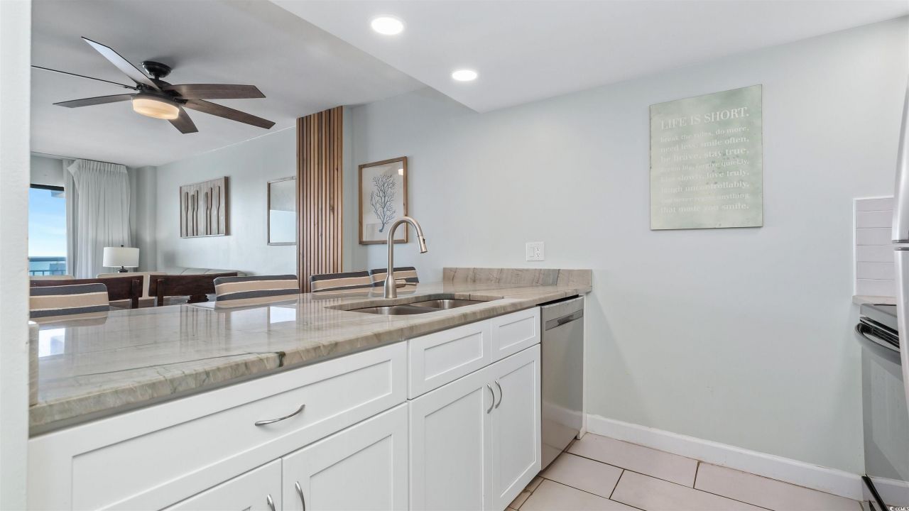 2001 S Ocean Blvd. Photo 22