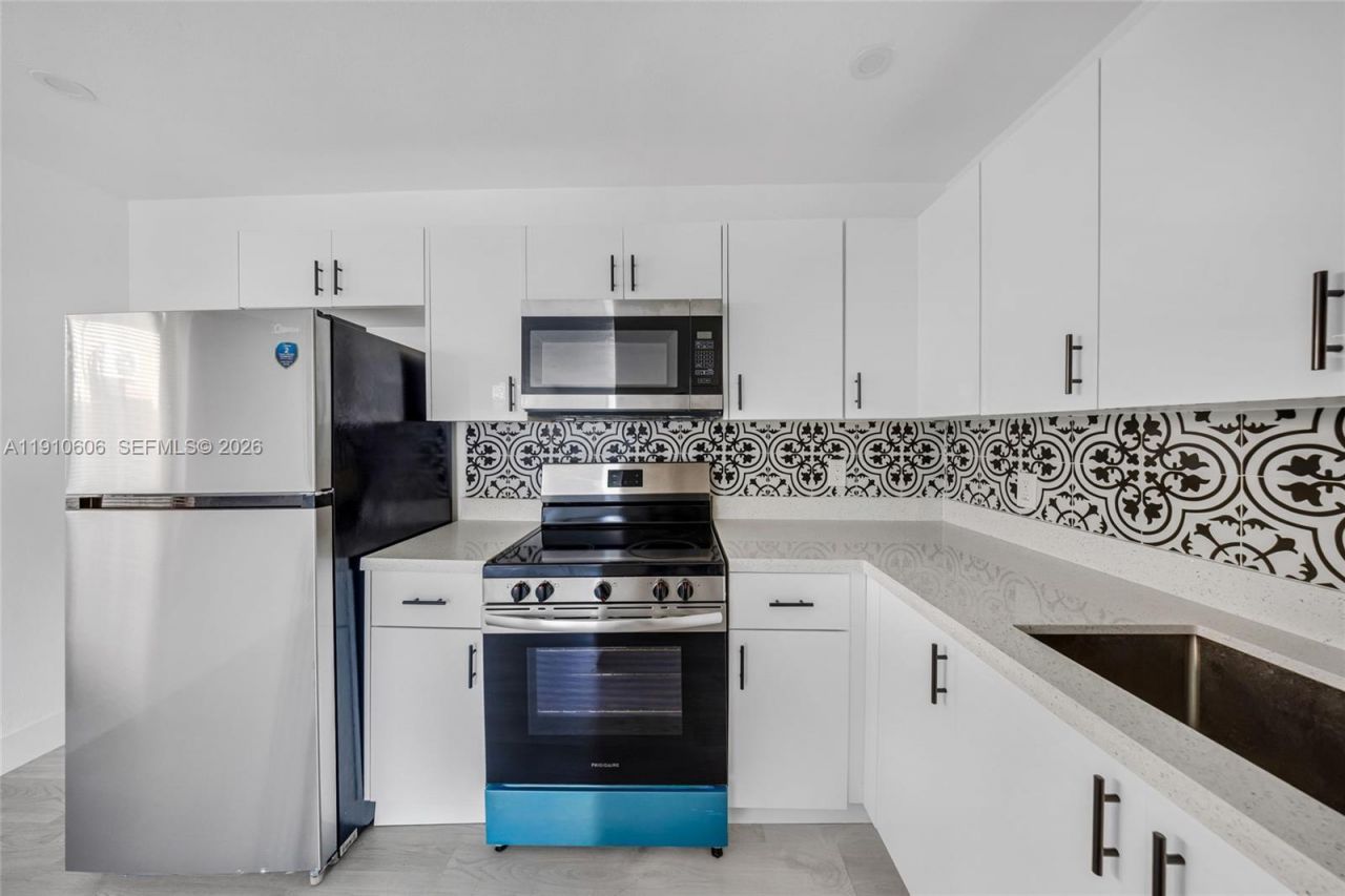 920 NW 8th Ave, Unit 1, Pompano Beach, FL 33060 Photo