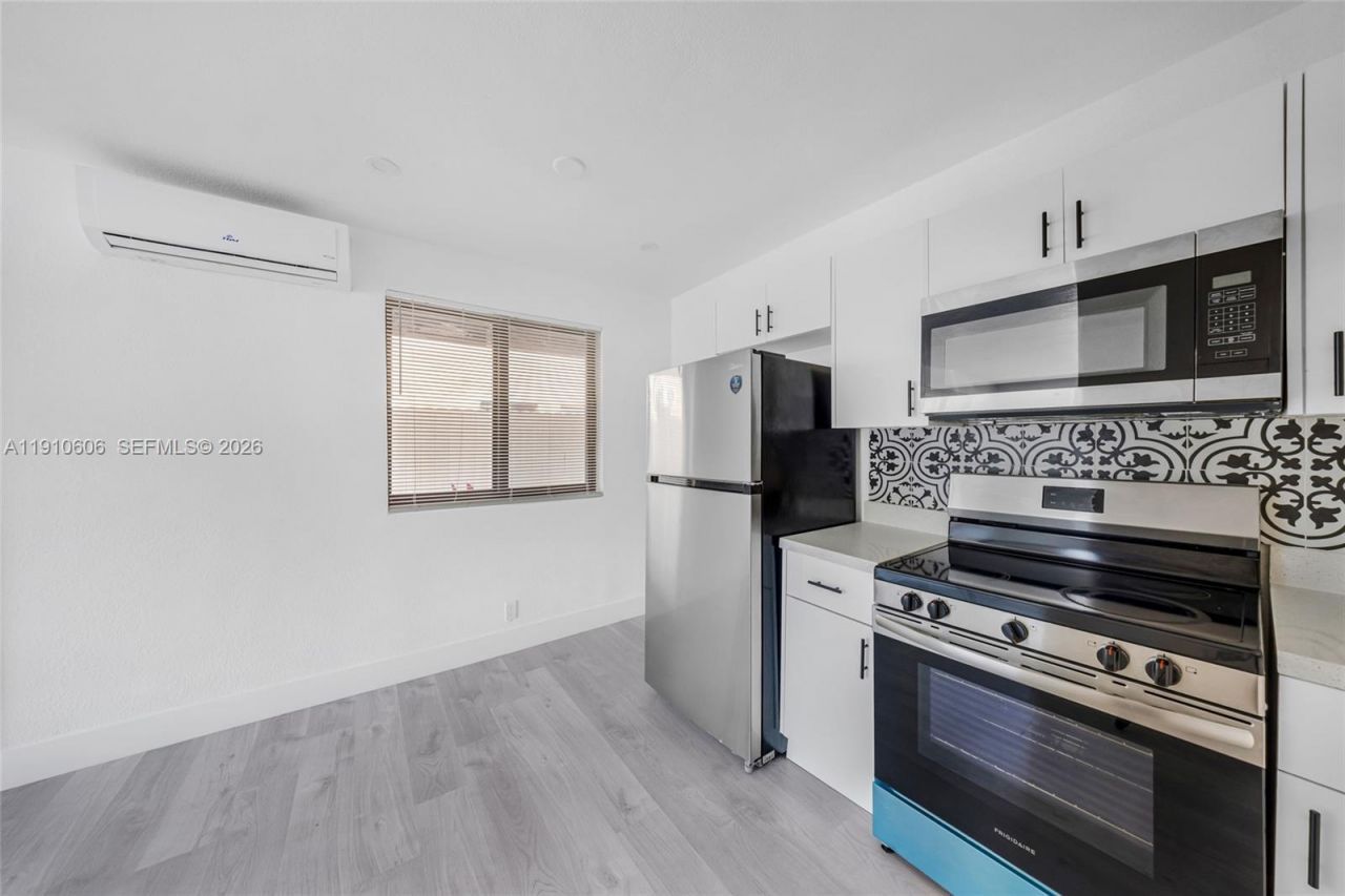 920 NW 8th Ave, Unit 1, Pompano Beach, FL 33060 Photo