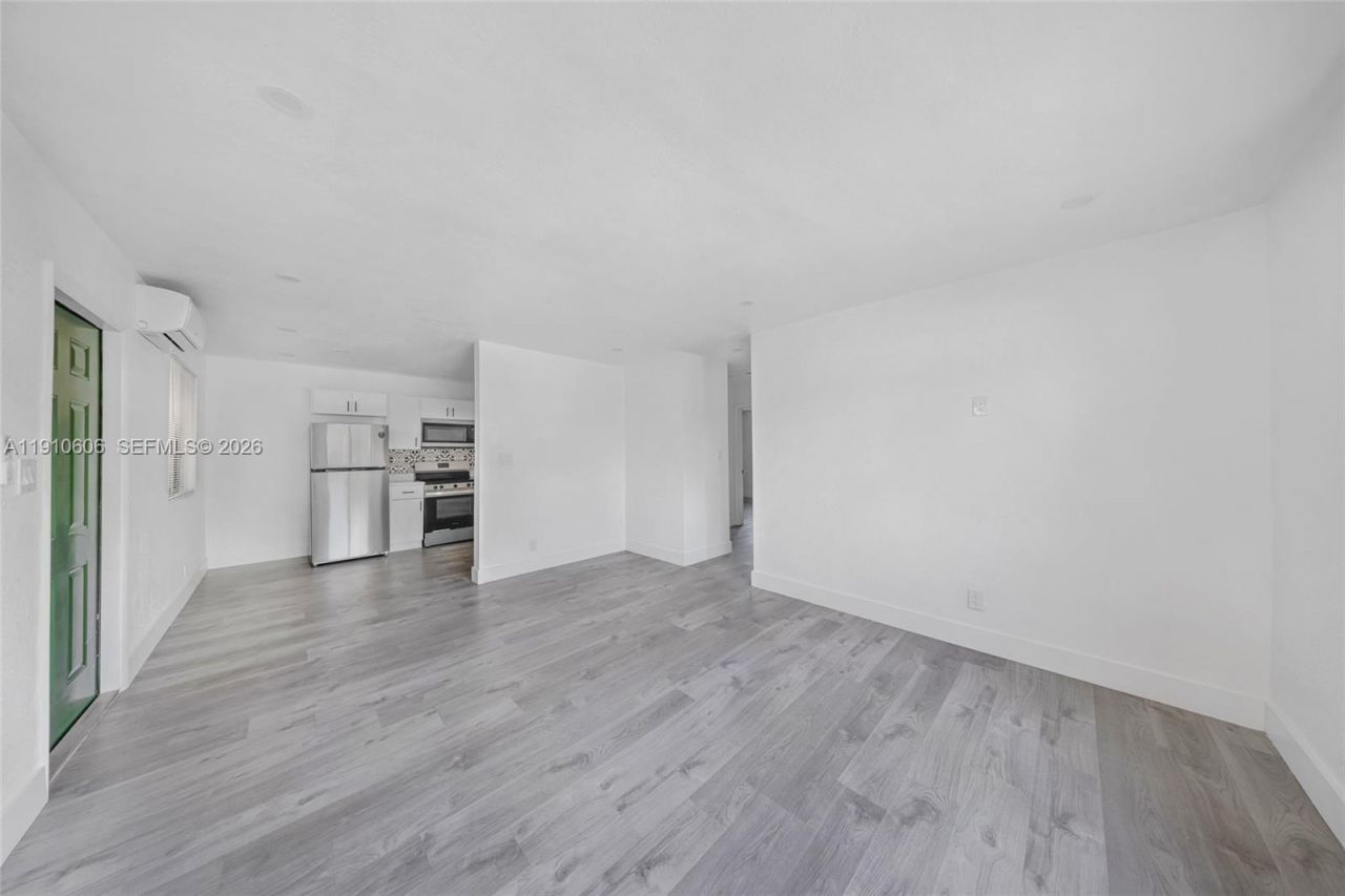 920 NW 8th Ave, Unit 1, Pompano Beach, FL 33060 Photo