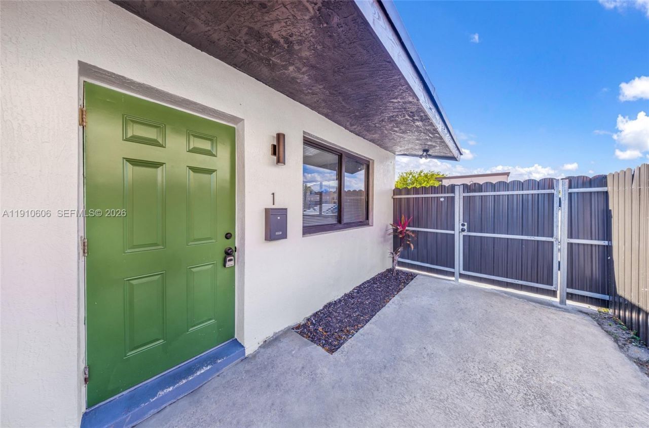 920 NW 8th Ave, Unit 1, Pompano Beach, FL 33060 Photo