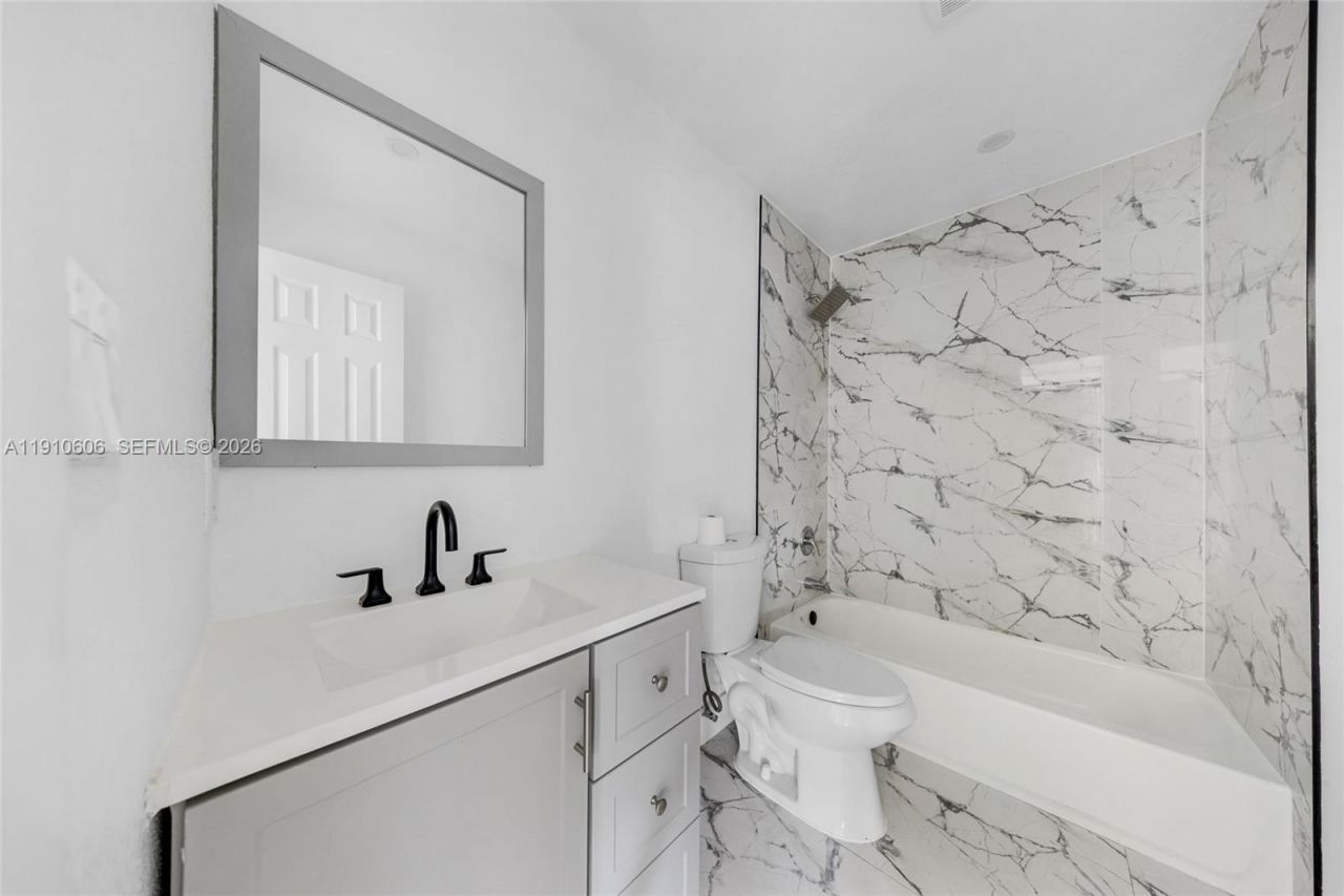 920 NW 8th Ave, Unit 1, Pompano Beach, FL 33060 Photo