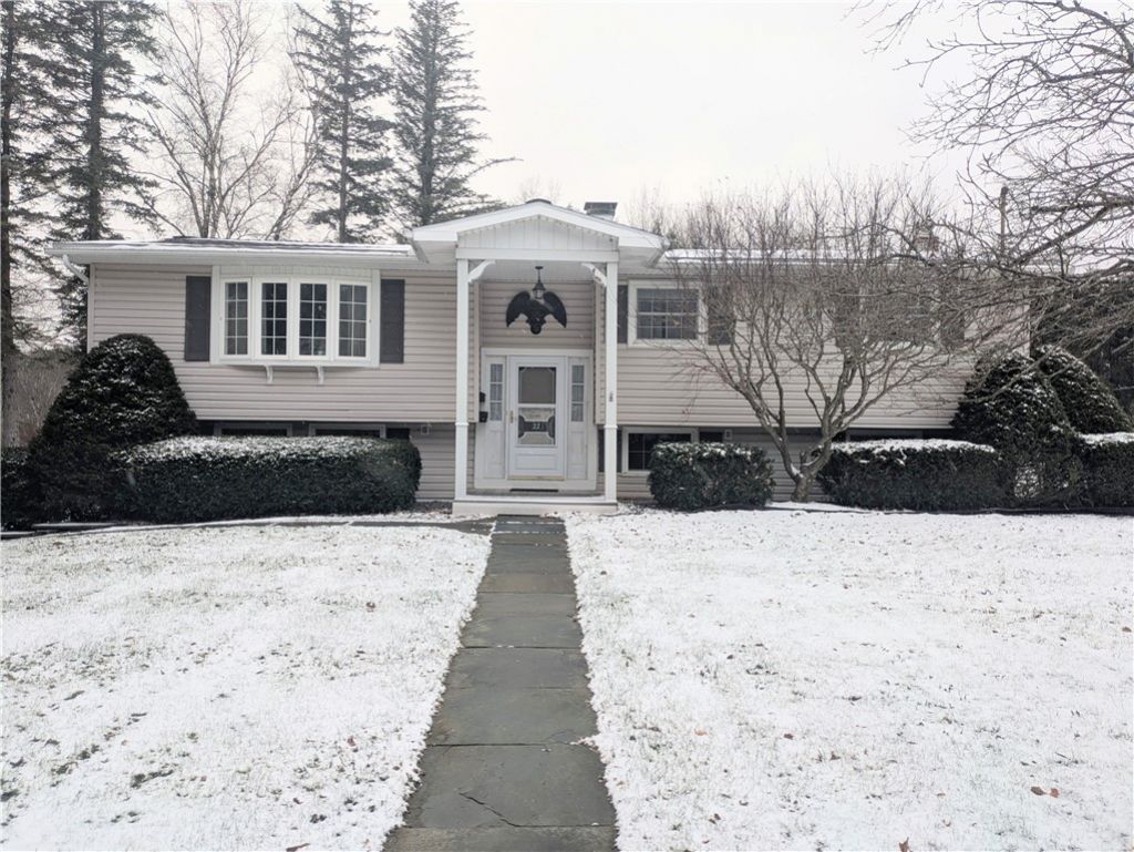 22 S Delaware Street, Stamford, NY 12167 Main Photo