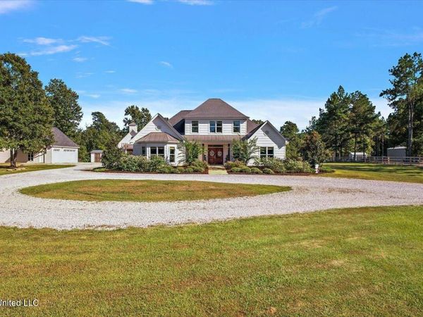 729 Twelve Oaks, Canton, MS 39046