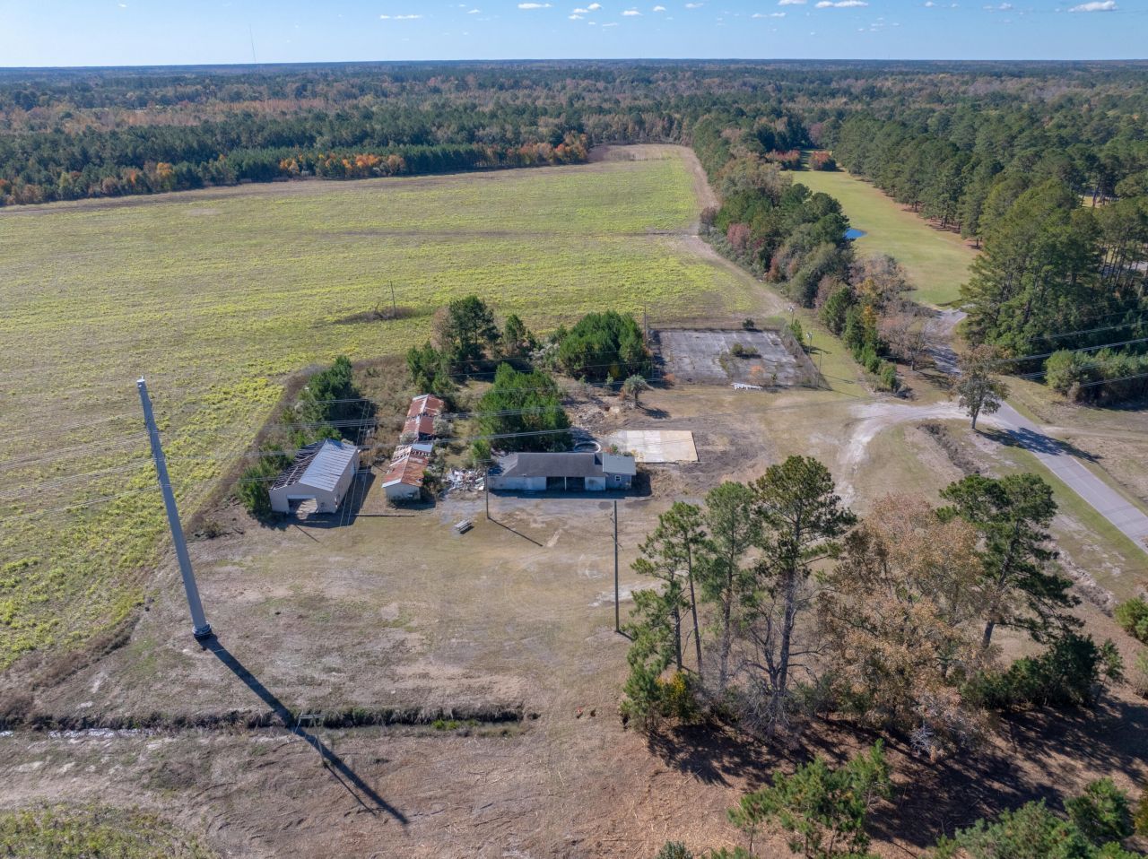 218 Clubhouse Circle Photo 4