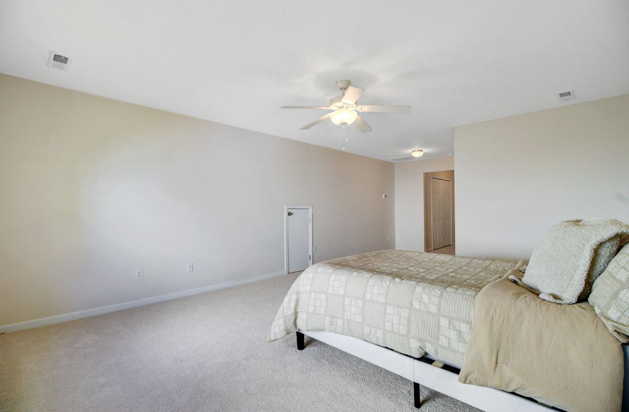 191 Larissa Drive Photo 32