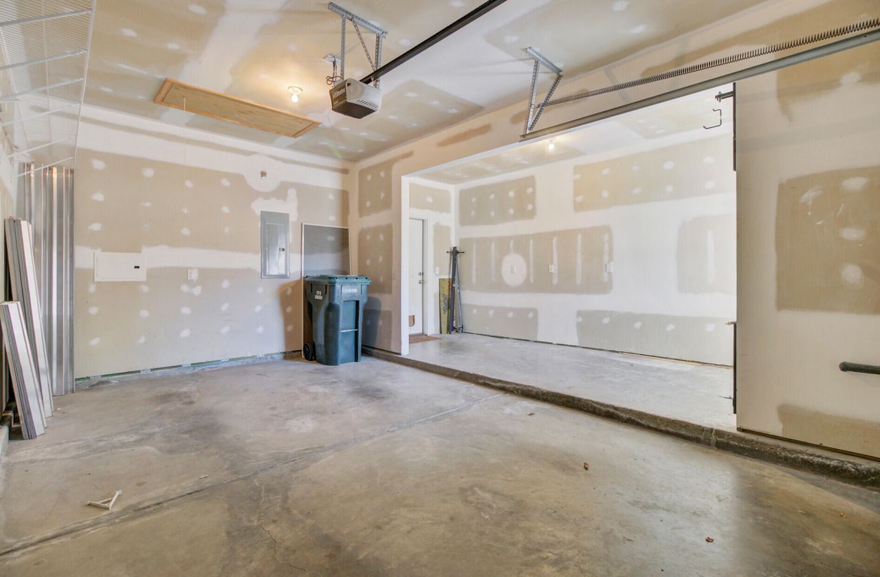 191 Larissa Drive Photo 38