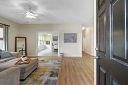 191 Larissa Drive photo 4