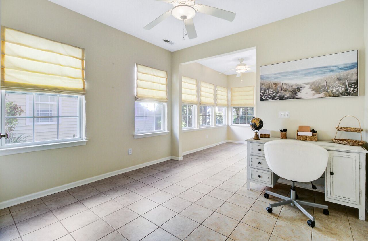 191 Larissa Drive Photo 8